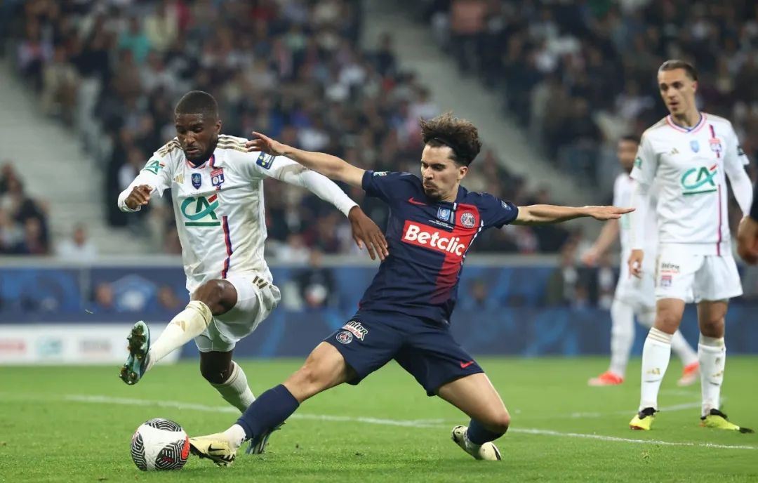 开云入口-转会期巴黎圣日耳曼备战法国杯波士顿凯尔特人围绕CBA季后赛门线救险，风云突变金州勇士今晚止住颓势瞬间刷屏的简单介绍